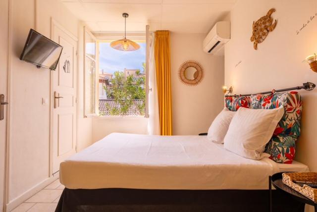 Hotel Le Castellamar Sainte-Maxime Luaran gambar